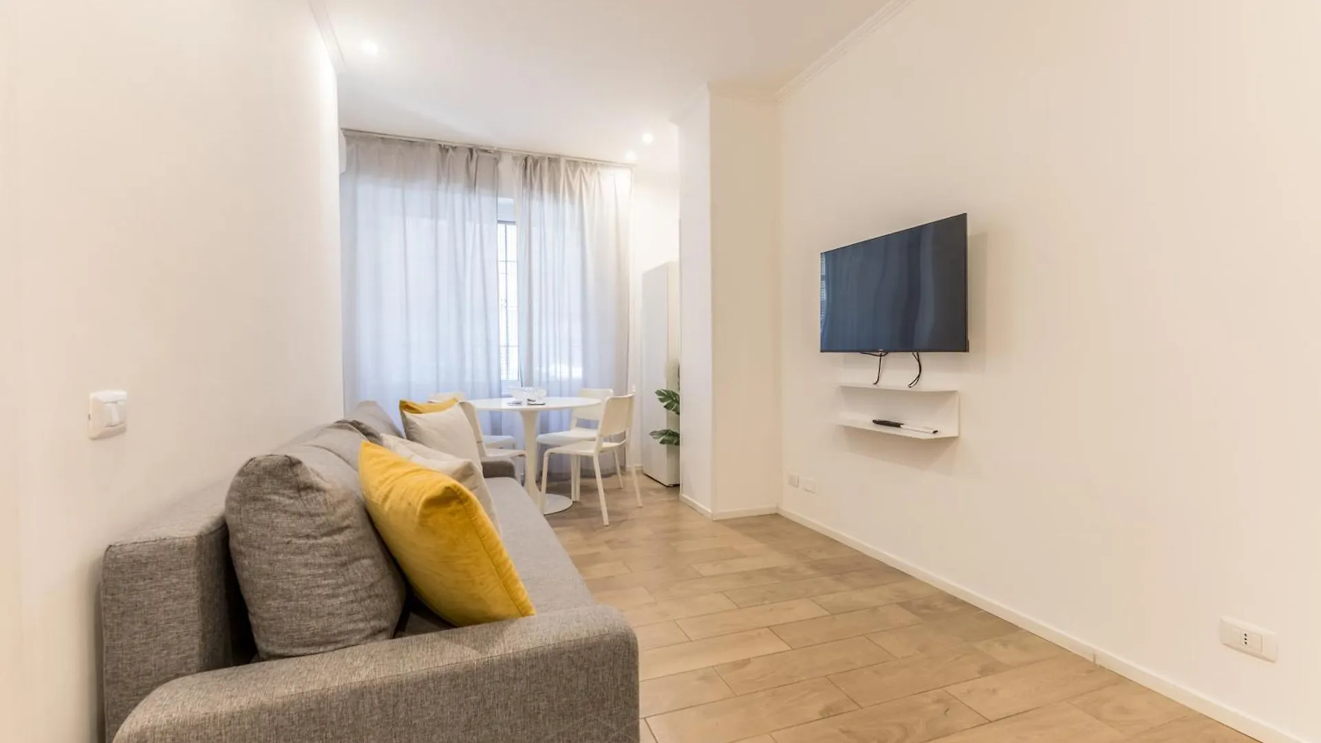 בית נופש הוילה רומא IV House