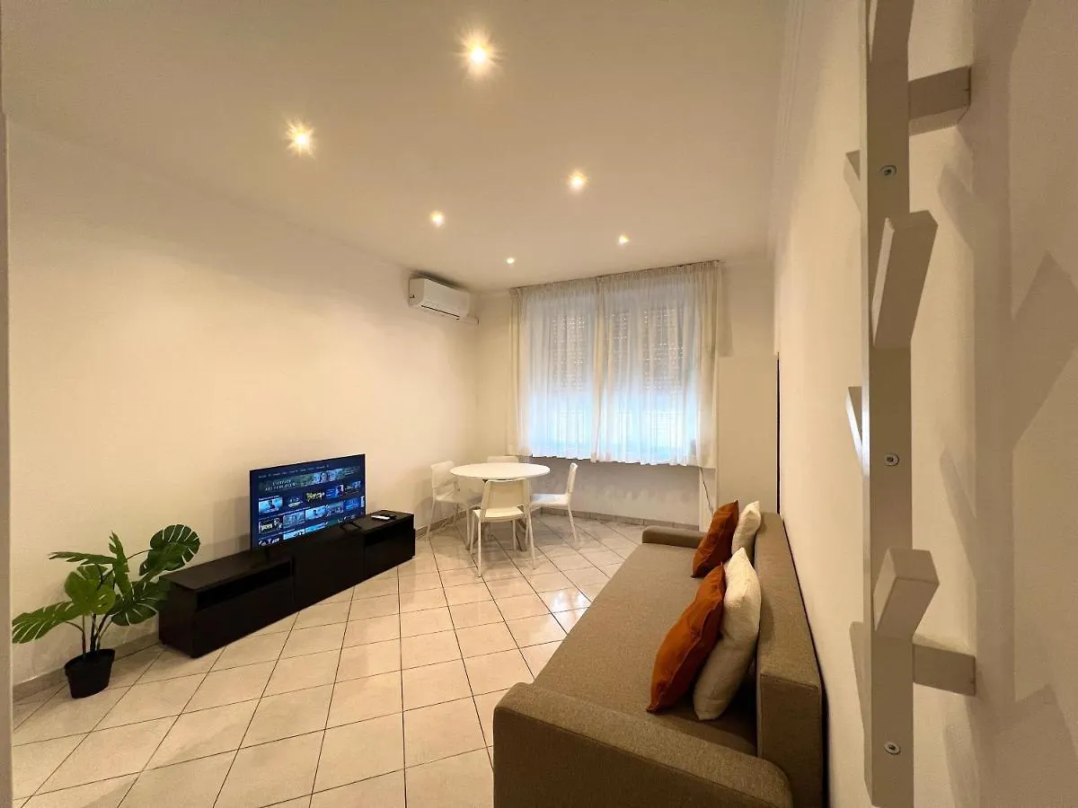 IV House Villa Rome 0*,  Italy