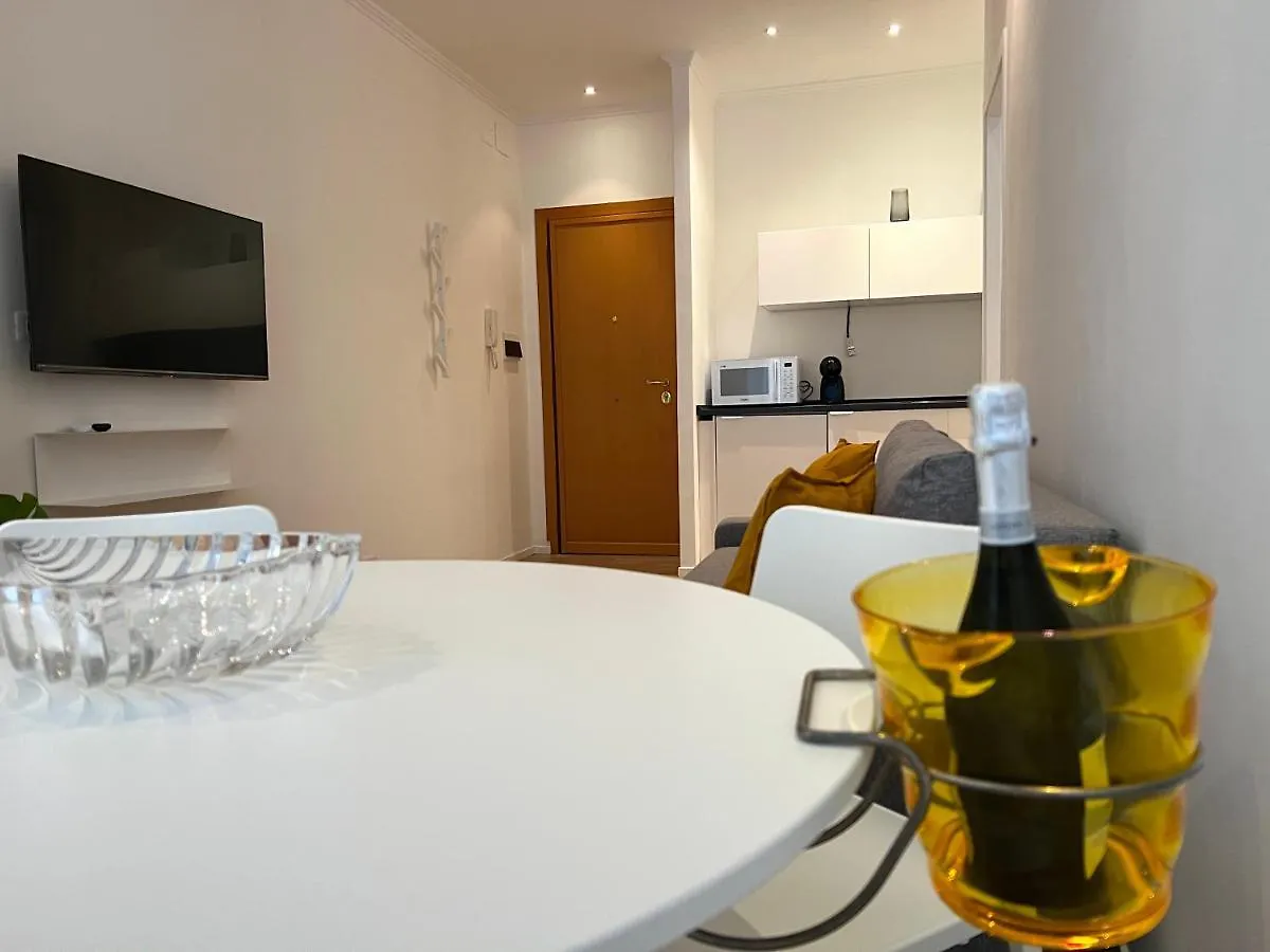 IV House Villa Rome 0*,  Italy