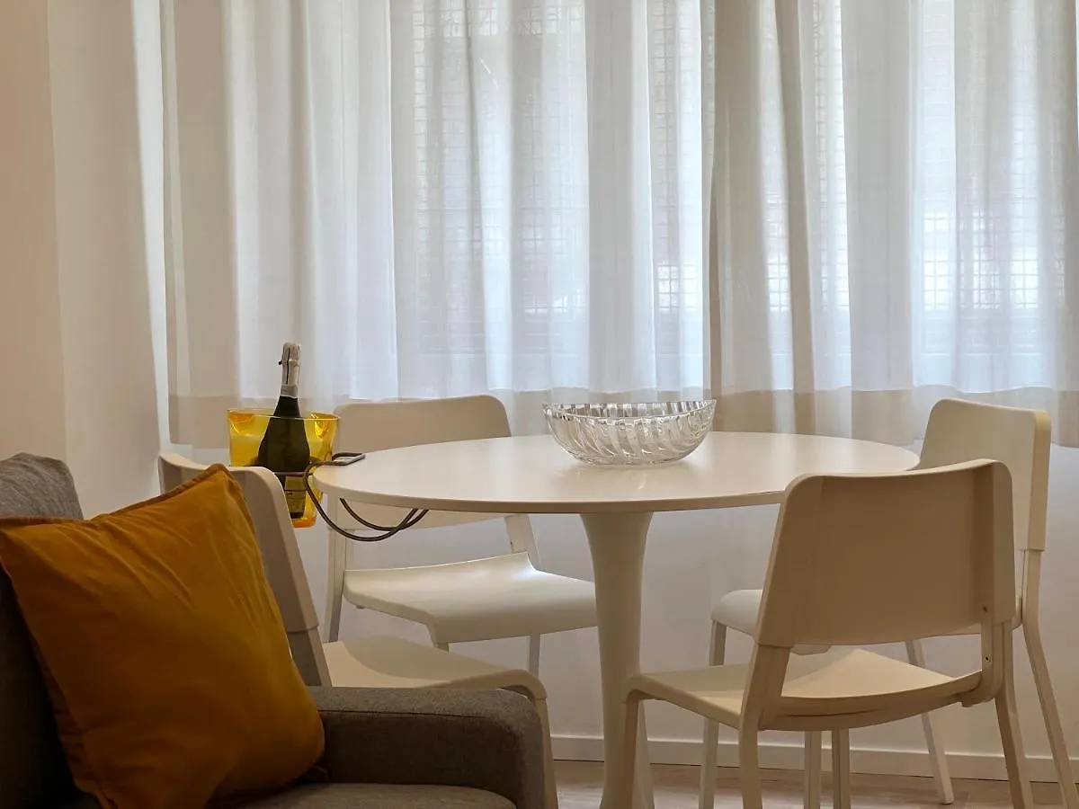 IV House Villa Rome 0*,  Italy